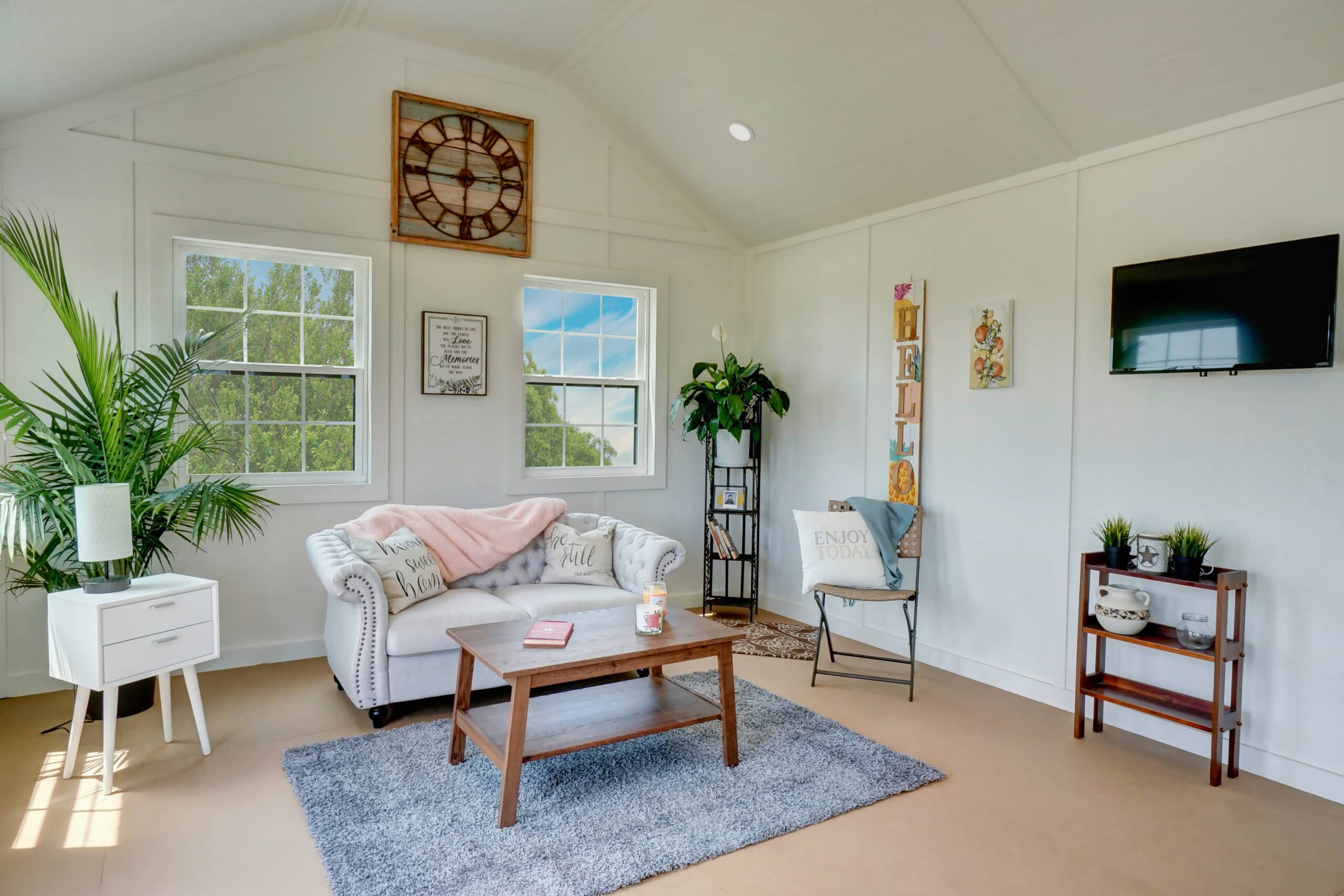 How Much Is It To DIY Your 12×16 Shed Interior?