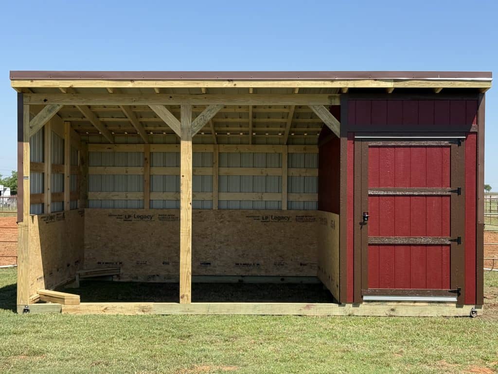 12×20 Loafing Shed And Tackroom Barn Red Metal