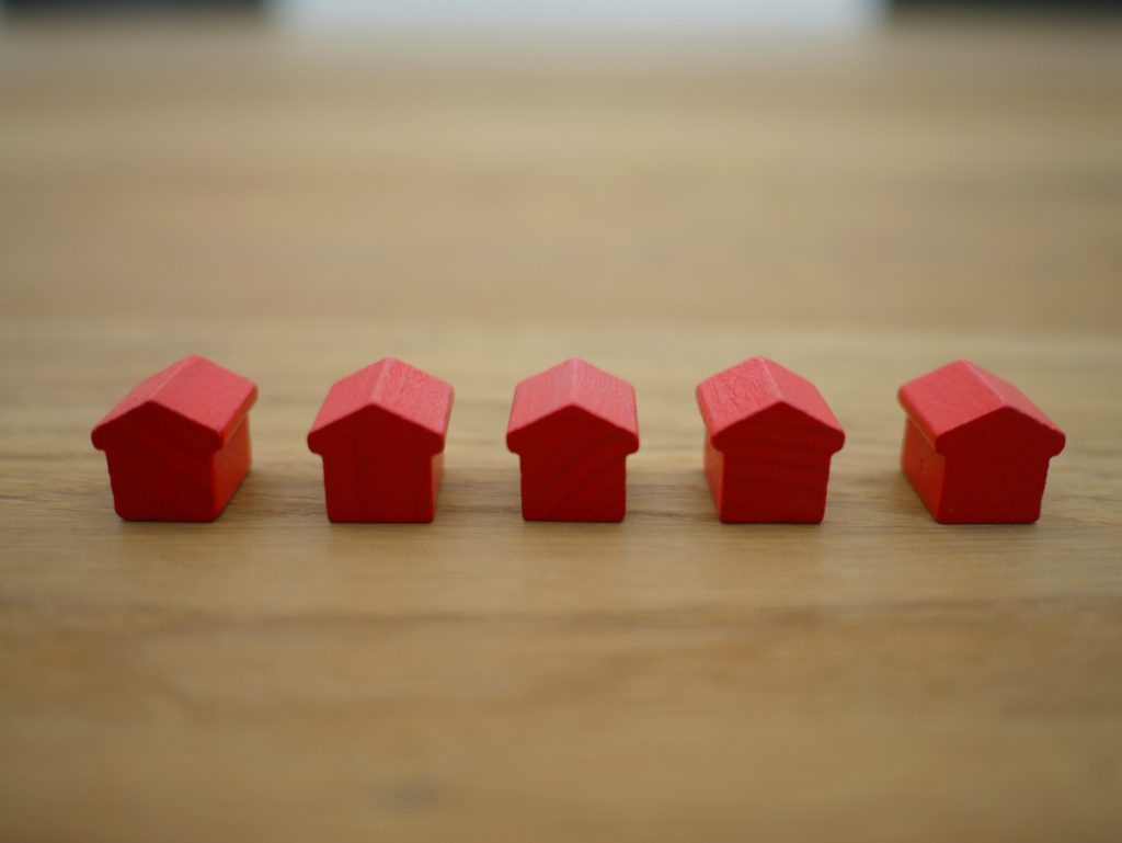 three red monopoly houses
